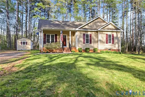 7501 Military Rd, Amelia Court House, VA 23002