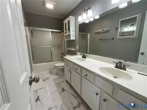 Bath - 3005 Willow Trace Ln, Sandy Hook, VA 23153 photo 4 of 4