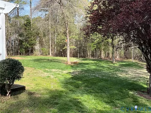 Exterior - 3005 Willow Trace Ln, Sandy Hook, VA 23153 photo 5 of 11