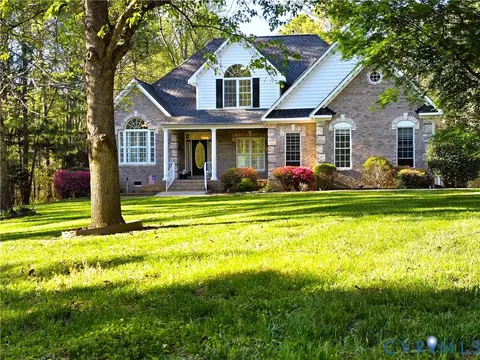 Exterior - 3005 Willow Trace Ln, Sandy Hook, VA 23153 photo 9 of 11