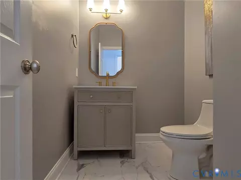Bath - 3005 Willow Trace Ln, Sandy Hook, VA 23153 photo 3 of 4