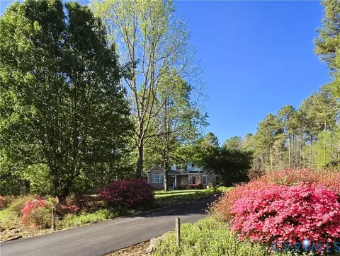 Exterior - 3005 Willow Trace Ln, Sandy Hook, VA 23153 photo 7 of 11