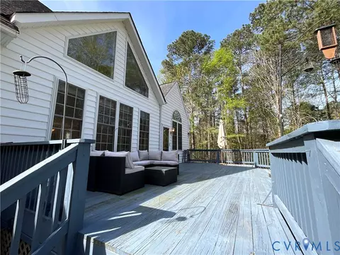 Exterior - 3005 Willow Trace Ln, Sandy Hook, VA 23153 photo 2 of 11