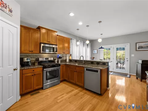 Kitchen - 916 Gorham Ct, Midlothian, VA 23114 photo 1 of 2
