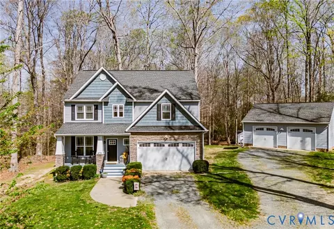 6174 Fawnlake Ct, New Kent, VA 23124