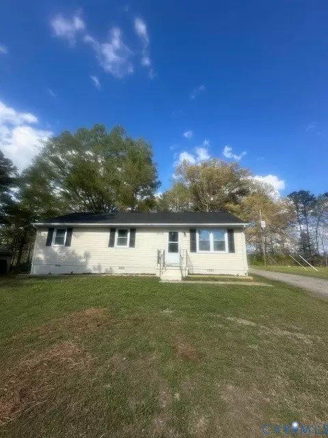 19808 Francis Dr, Dinwiddie, VA 23841