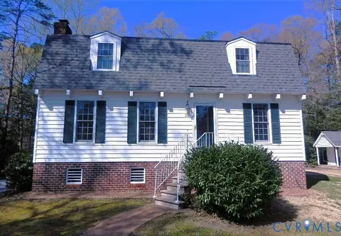 250 Walnut Rd, Kilmarnock, VA 22482