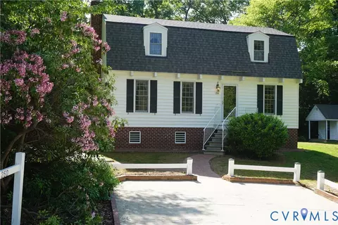 250 Walnut Rd, Kilmarnock, VA 22482
