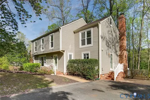 10123 Idlebrook Dr, Henrico, VA 23238