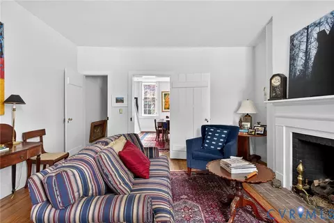 Living - 2503 E Grace St, Richmond, VA 23223 photo 2 of 4