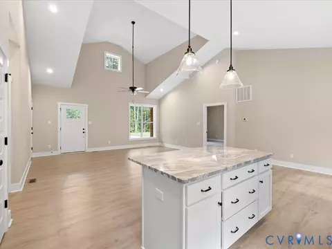 Entry Way - 14502 Gatewood Rd, Dewitt, VA 23840 photo 4 of 6