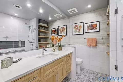 Bath - 2701 Spring Gate Pl, Midlothian, VA 23112 photo 3 of 3