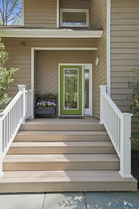 Exterior - 2701 Spring Gate Pl, Midlothian, VA 23112 photo 4 of 26