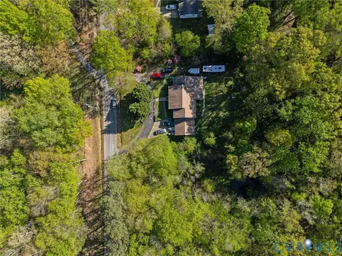 14219 Spruce Ave, Chester, VA 23836