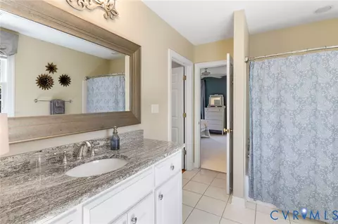 Bath - 3841 Stanford Ct, Midlothian, VA 23113 photo 7 of 7
