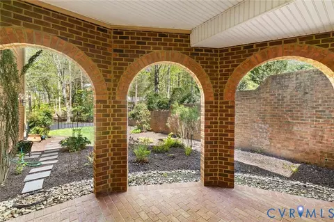 Exterior - 3841 Stanford Ct, Midlothian, VA 23113 photo 6 of 18