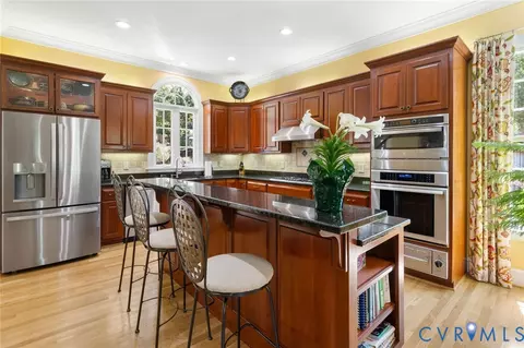 Kitchen - 3841 Stanford Ct, Midlothian, VA 23113 photo 3 of 5