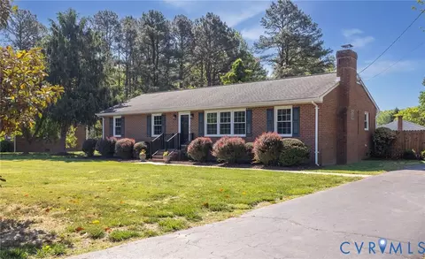 12089 Sunset Dr, Ashland, VA 23005