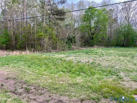 9481 Richmond Rd, Lanexa, VA 23089