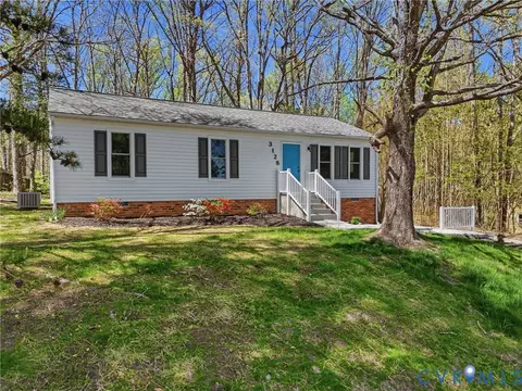 3128 Woodsong Dr, Midlothian, VA 23112