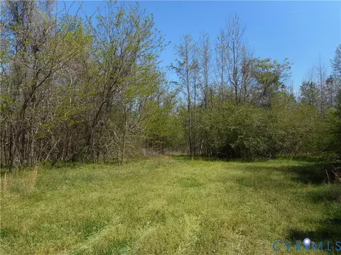 6016 Grubby Rd, Wilsons, VA 23894