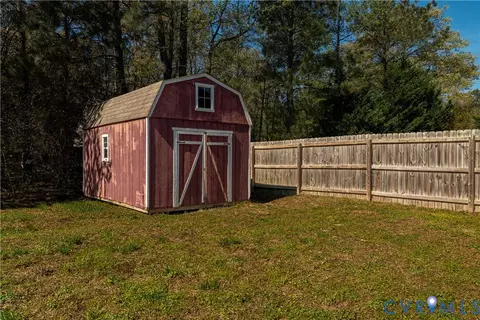 Exterior - 12289 Beech Trl, Gloucester, VA 23061 photo 4 of 5