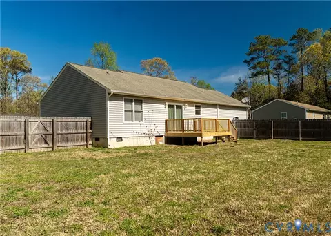 Exterior - 12289 Beech Trl, Gloucester, VA 23061 photo 2 of 5