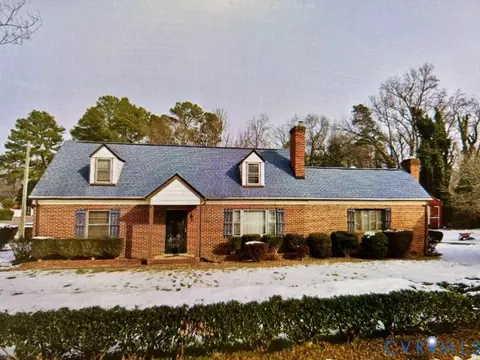 3054 Dupont Ave, Ampthill, VA 23234
