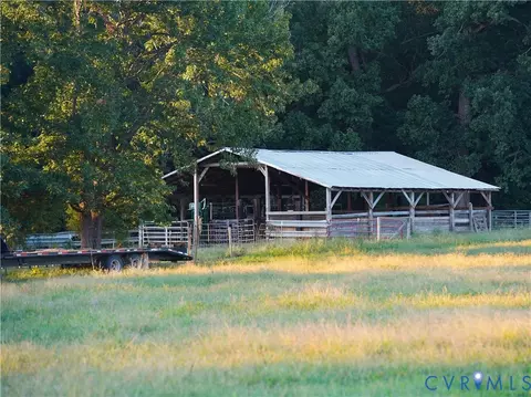 Exterior - 4943 Grandy Rd, Brodnax, VA 23920 photo 16 of 19