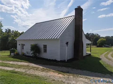 Exterior - 4943 Grandy Rd, Brodnax, VA 23920 photo 5 of 19