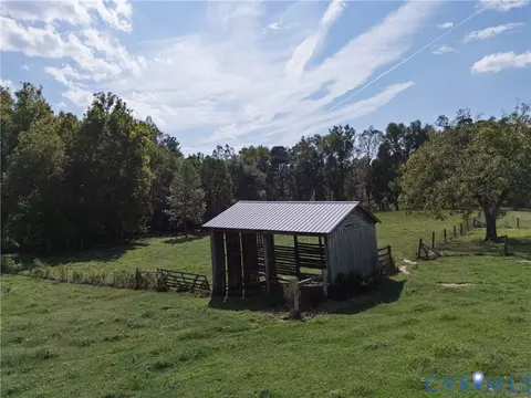 Exterior - 4943 Grandy Rd, Brodnax, VA 23920 photo 7 of 19