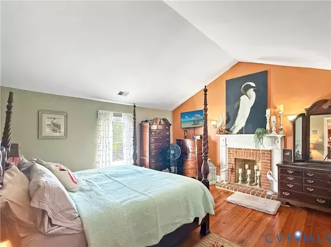 Bedroom - 4943 Grandy Rd, Brodnax, VA 23920 photo 1 of 3