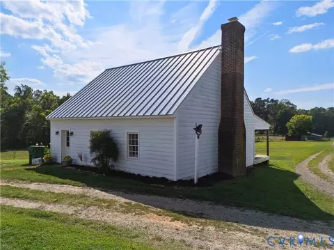 Exterior - 4943 Grandy Rd, Brodnax, VA 23920 photo 14 of 19