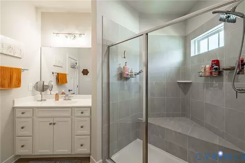 Bath - 12151 Calgary Loop, Chester, VA 23831 photo 3 of 4