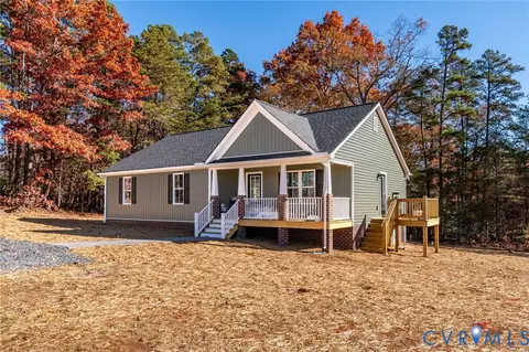 2321 Rock Island Rd, Scottsville, VA 24590