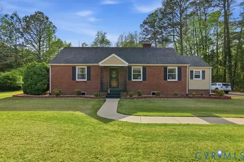 6410 Duncan Rd, North Dinwiddie, VA 23803