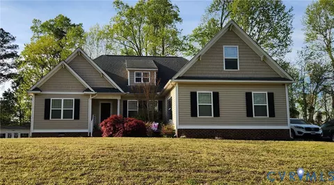 2205 Sara Ann Ct, Aylett, VA 23009