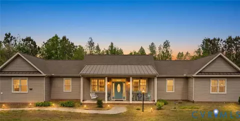 8151 Hidden Valley Ct, Amelia Court House, VA 23002