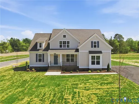 7951 Dandridge Dr, Quinton, VA 23141