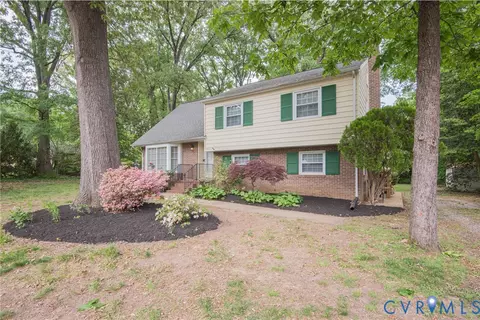 2311 Dolfield Dr, North Chesterfield, VA 23235