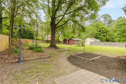 Exterior - 3352 Scottview Dr, Richmond, VA 23225 photo 4 of 5