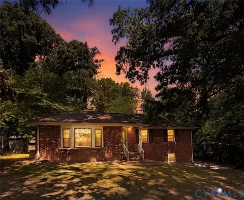 600 N Pinetta Dr, Richmond, VA 23235