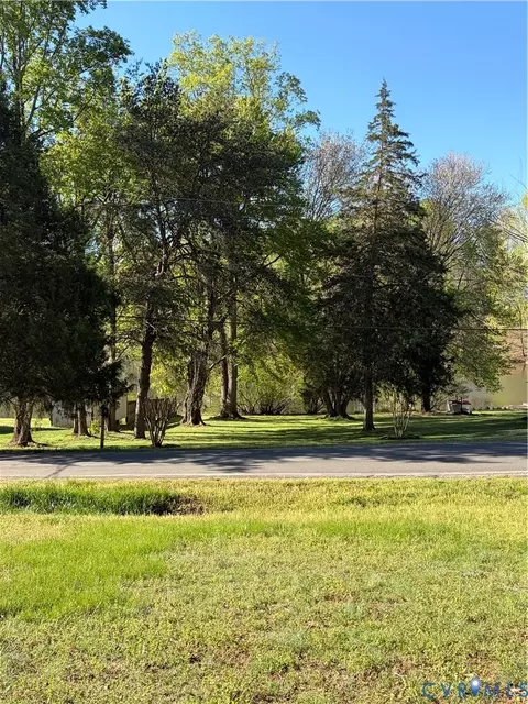 2205 Overlook Rd, Powhatan, VA 23139
