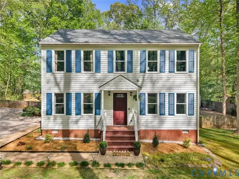 2708 Pineridge Ln, Powhatan, VA 23139