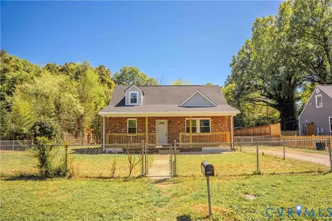 2925 W Strathmore Rd, Richmond, VA 23237