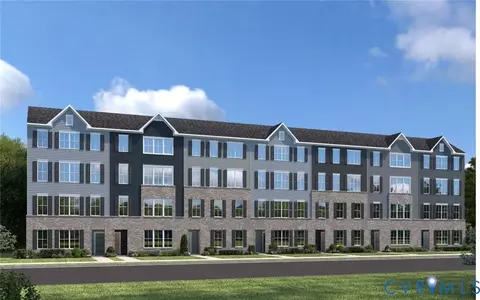 2616 Calgary Dr, Chester, VA 23831