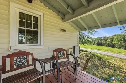 334 Pump Rd, New Canton, VA 23123 photo 17