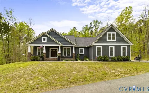 21725 Cherry Row Ln, Jetersville, VA 23083