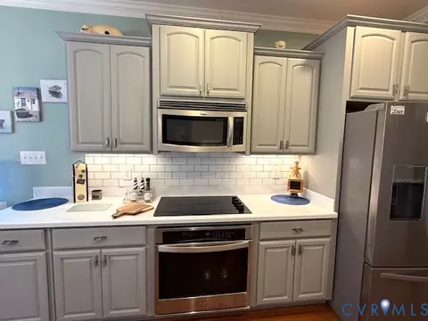 Kitchen - 11283 Winding River Rd, Providence Forge, VA 23140 photo 1 of 4