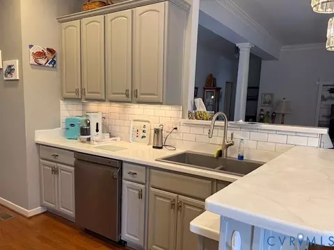 Kitchen - 11283 Winding River Rd, Providence Forge, VA 23140 photo 2 of 4